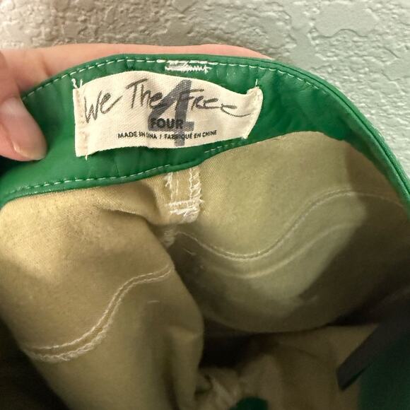 Free People The it Factor Vegan Pants in green Boho Hippie Pop of Color Goblin - Picture 6 of 9